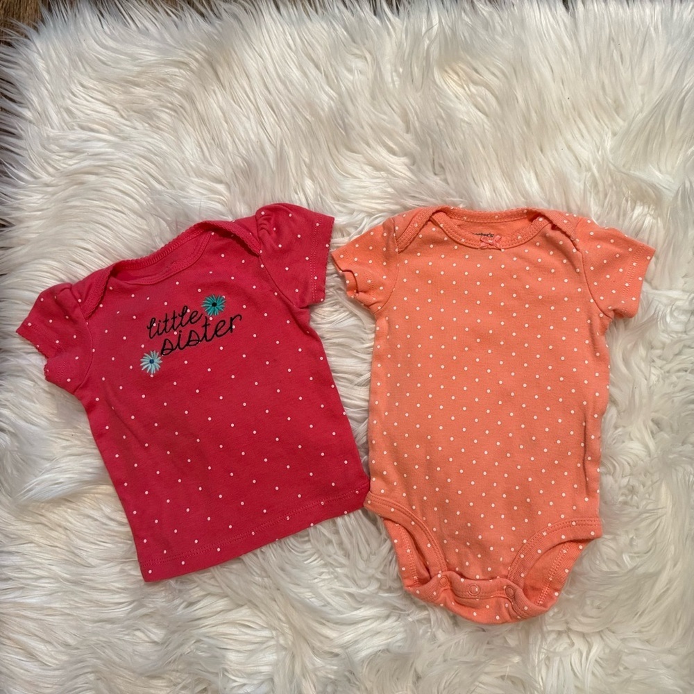 Carter's Baby Girl 2 Piece Clothing Bundle Size‎ 3-6 Months